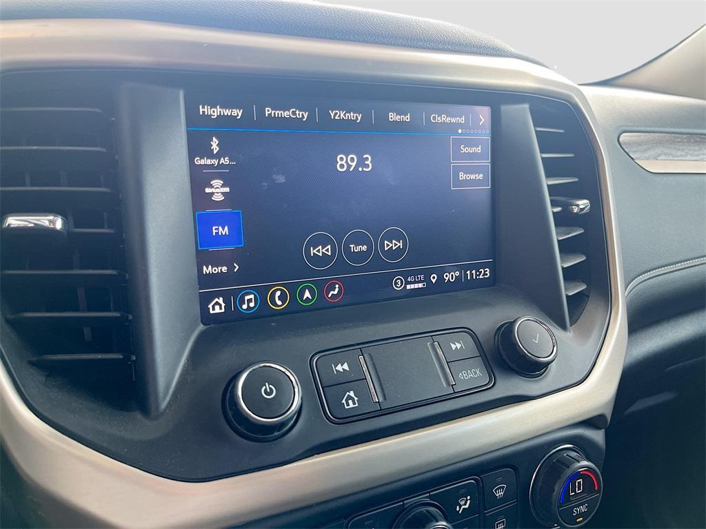 used 2022 GMC Acadia car, priced at $25,000