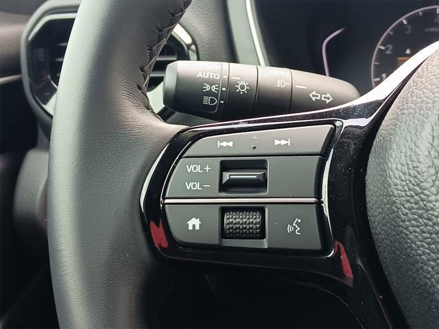 used 2023 Honda Pilot car, priced at $32,000