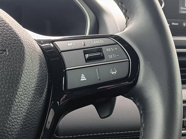 used 2023 Honda Pilot car, priced at $32,000