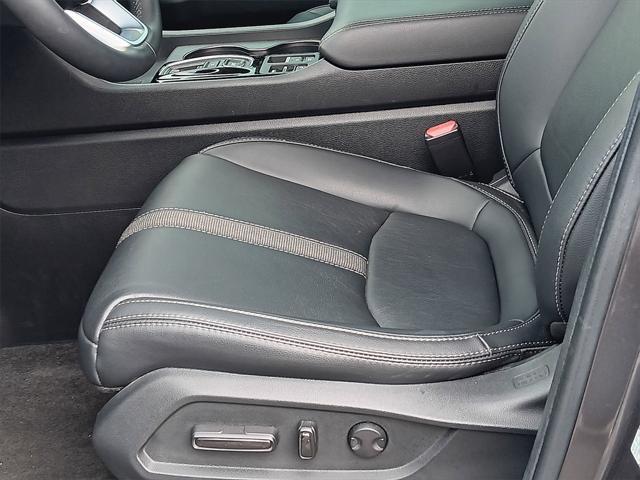 used 2023 Honda Pilot car, priced at $32,000