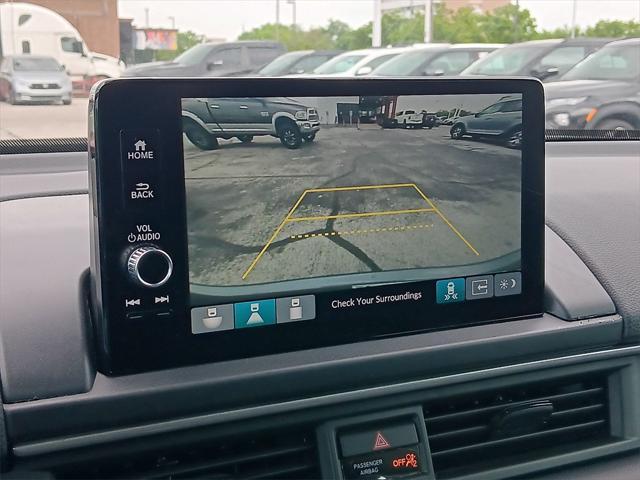 used 2023 Honda Pilot car, priced at $32,000