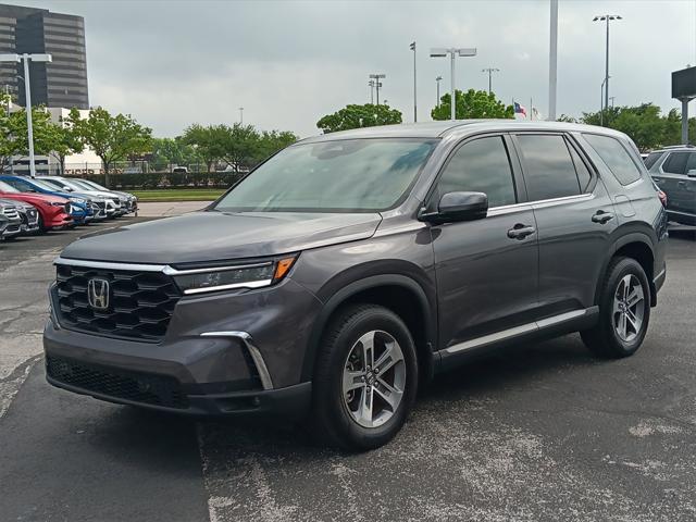 used 2023 Honda Pilot car, priced at $32,000