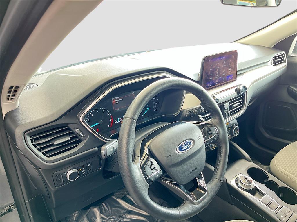used 2021 Ford Escape car, priced at $13,500
