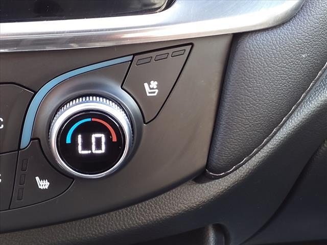 used 2023 Chevrolet Traverse car, priced at $31,900
