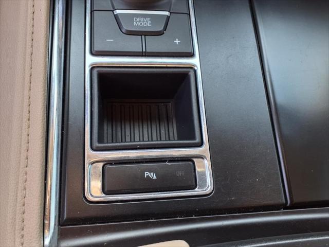 used 2023 Ford Expedition car, priced at $36,300