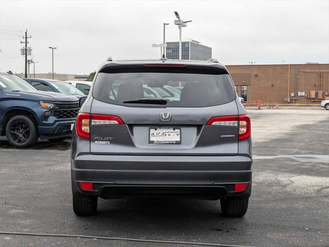 used 2022 Honda Pilot car, priced at $25,500