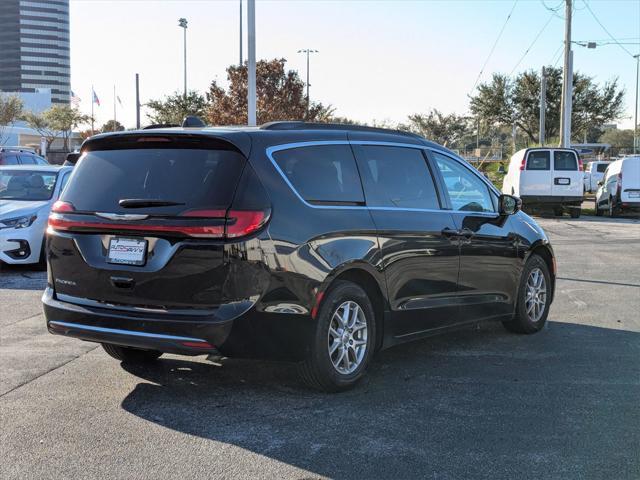 used 2022 Chrysler Pacifica car, priced at $18,700