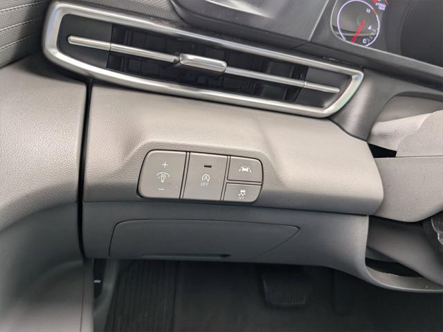 used 2022 Hyundai Elantra car, priced at $15,400