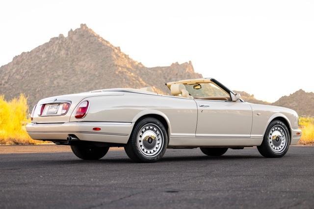 used 2001 Rolls-Royce Corniche car