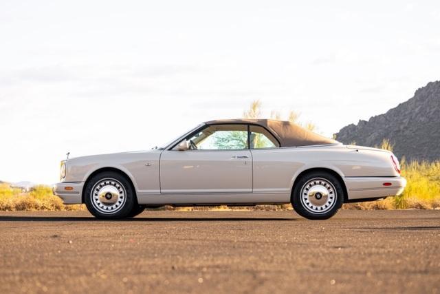 used 2001 Rolls-Royce Corniche car