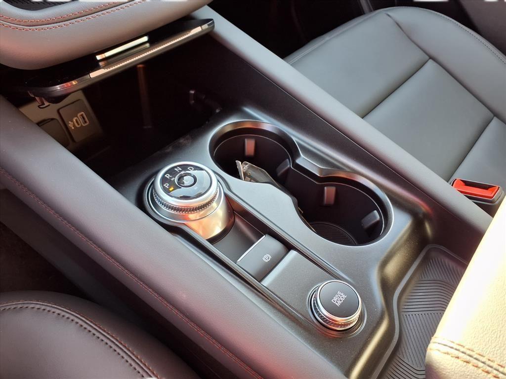 new 2025 Ford Explorer car, priced at $47,688