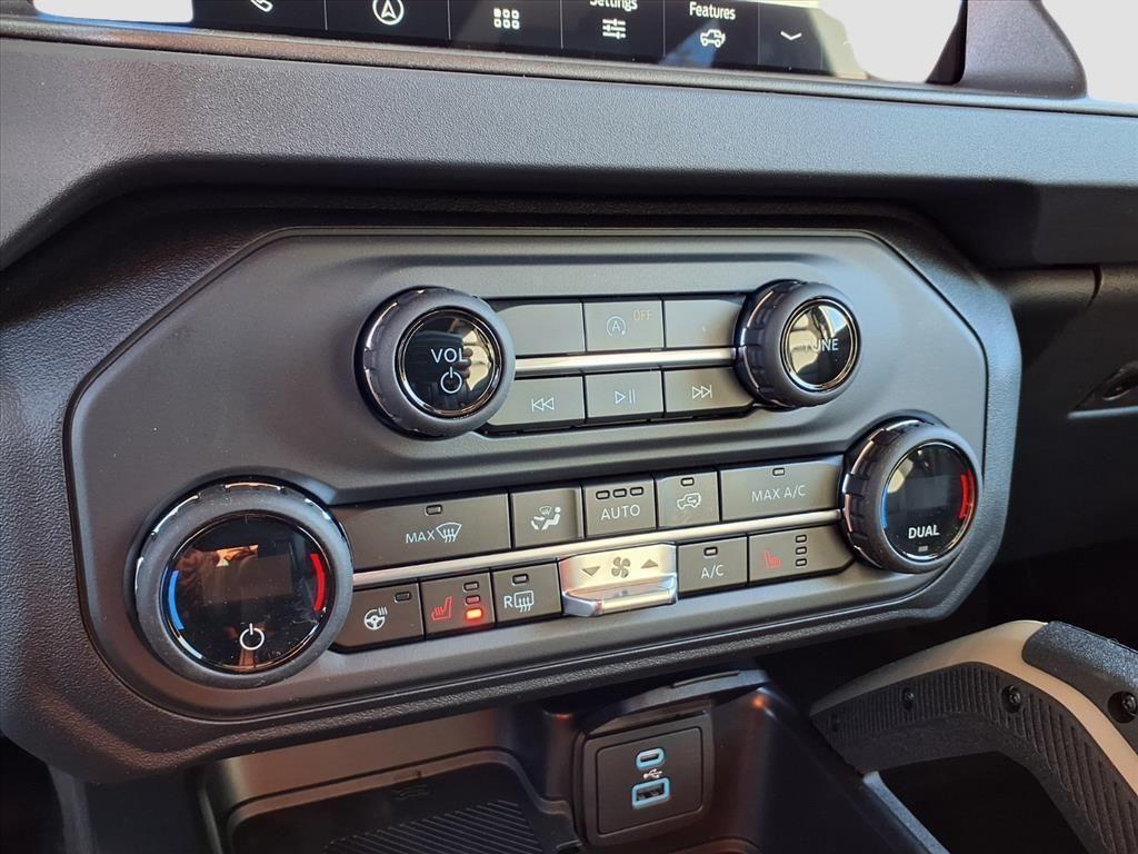 new 2025 Ford Bronco car, priced at $60,507