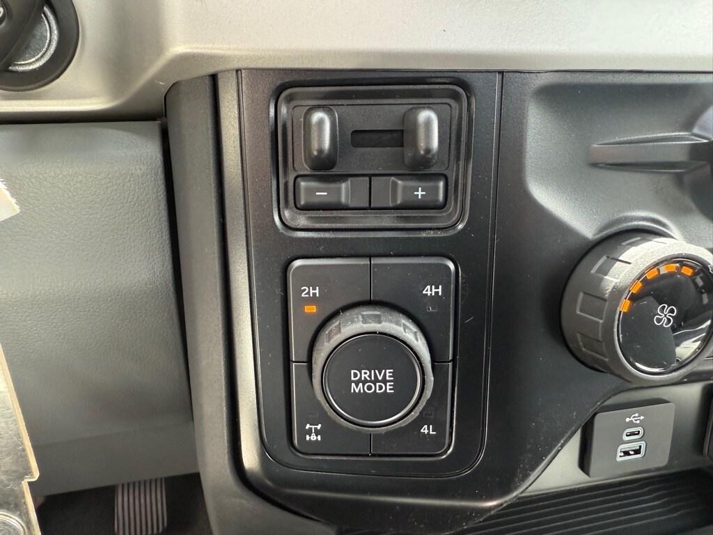 new 2025 Ford F-350 car, priced at $54,067