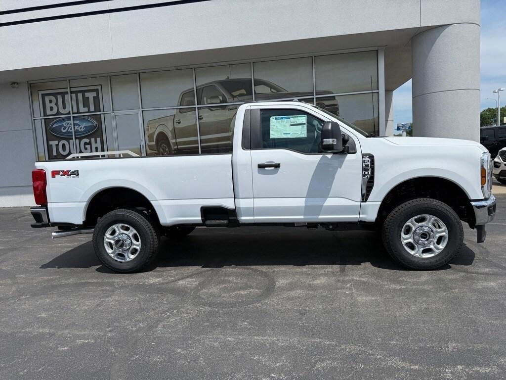 new 2025 Ford F-350 car, priced at $54,067