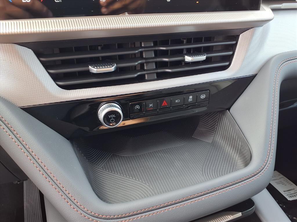 new 2025 Ford Explorer car, priced at $46,095