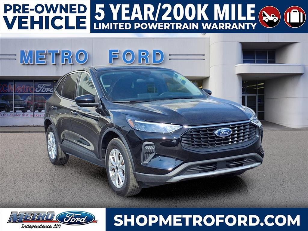 used 2023 Ford Escape car, priced at $25,100