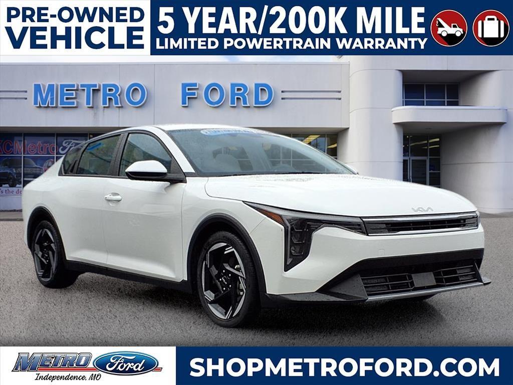 used 2025 Kia K4 car, priced at $22,400
