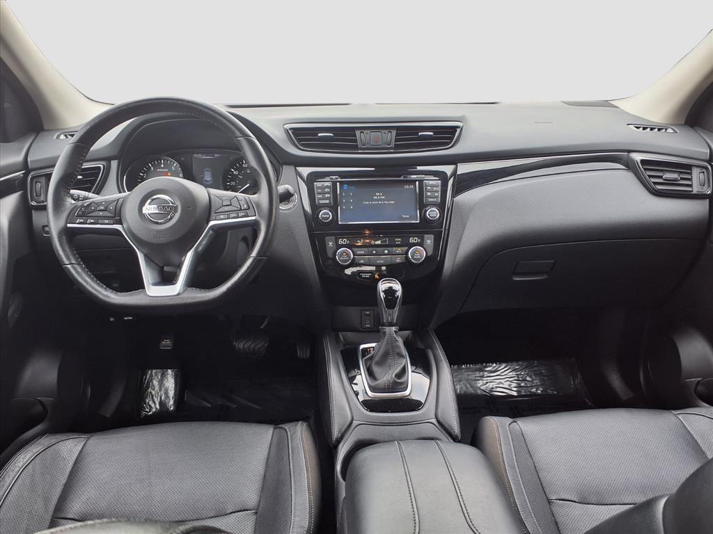 used 2018 Nissan Rogue Sport car, priced at $18,400