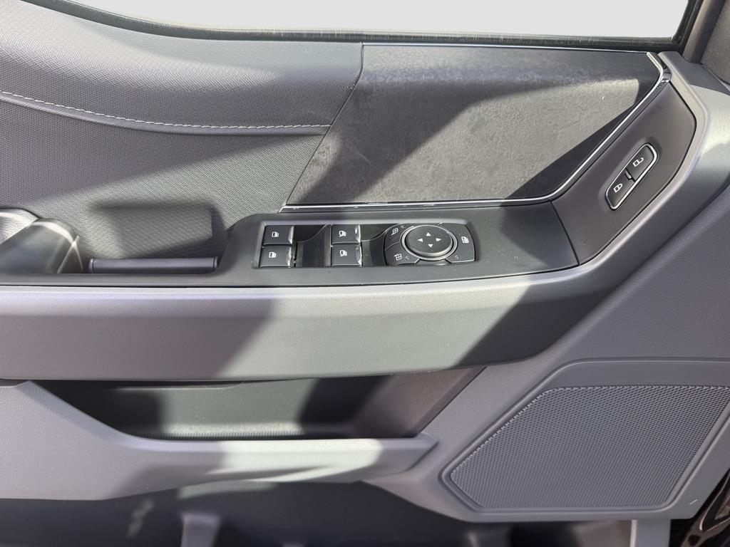 new 2025 Ford F-150 car, priced at $51,661