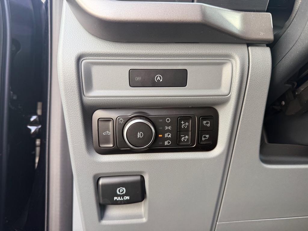 new 2025 Ford F-150 car, priced at $51,661