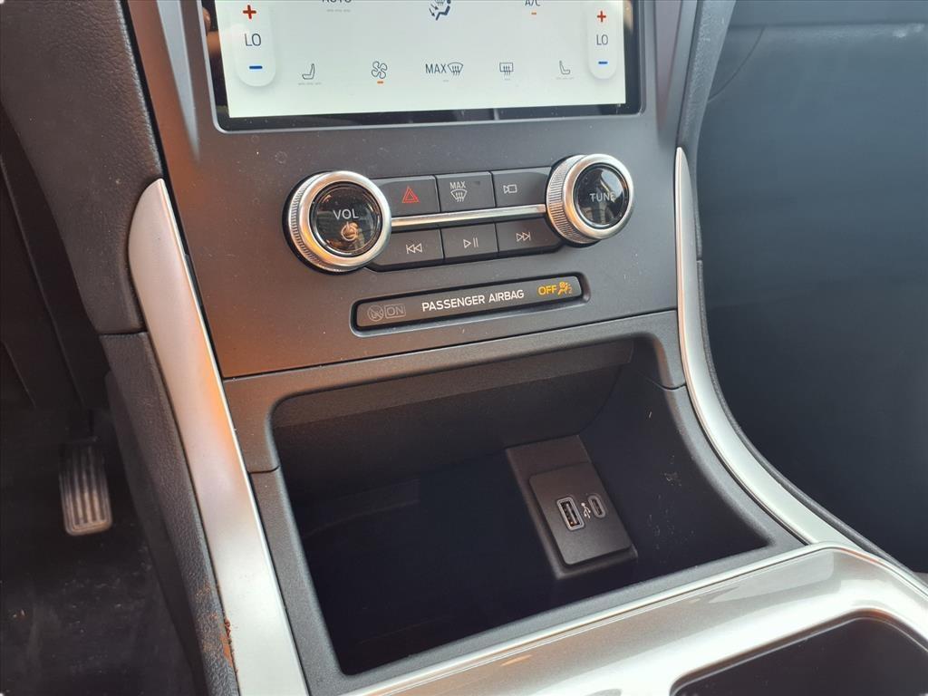used 2023 Ford Edge car, priced at $27,500