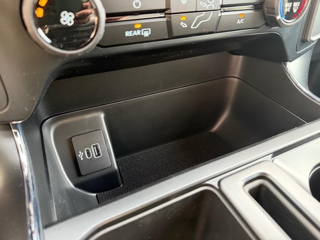 new 2025 Ford F-150 car, priced at $48,401