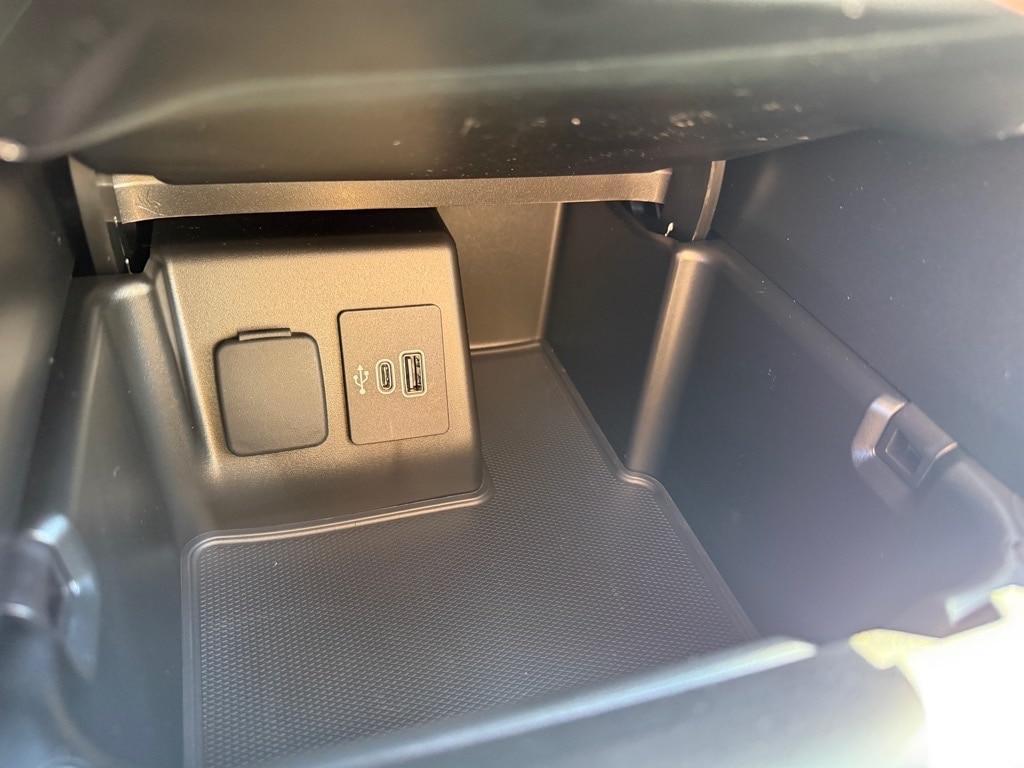 new 2025 Ford Explorer car, priced at $47,223
