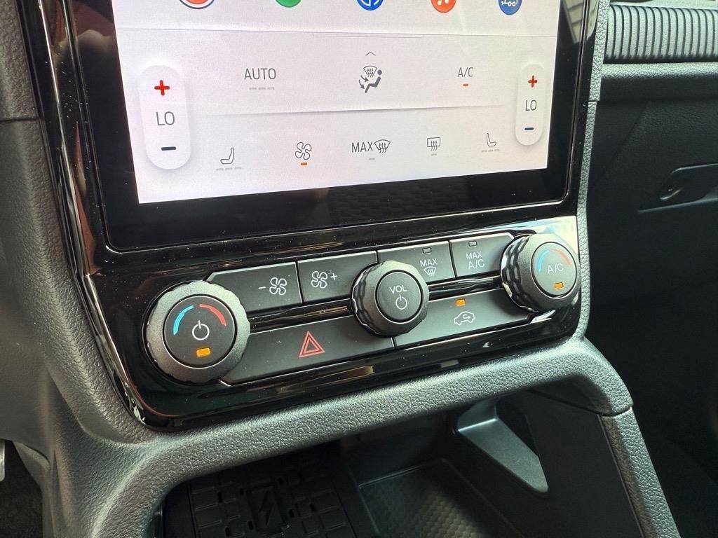 new 2025 Ford Ranger car, priced at $43,250