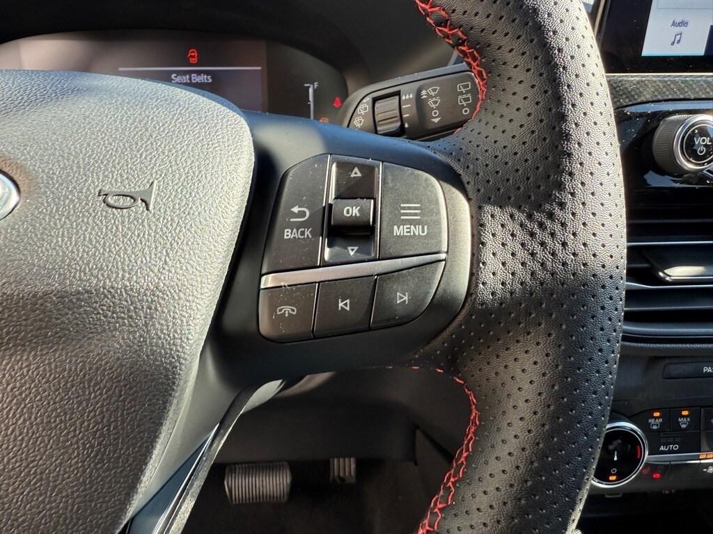 new 2025 Ford Escape car, priced at $31,748