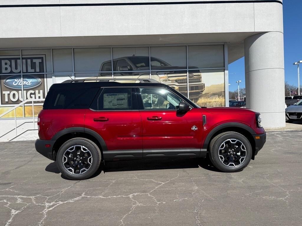 new 2025 Ford Bronco Sport car, priced at $37,352