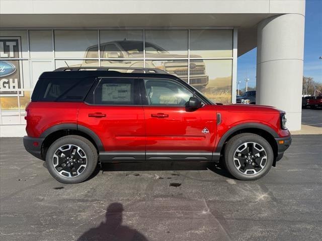 new 2024 Ford Bronco Sport car, priced at $37,412