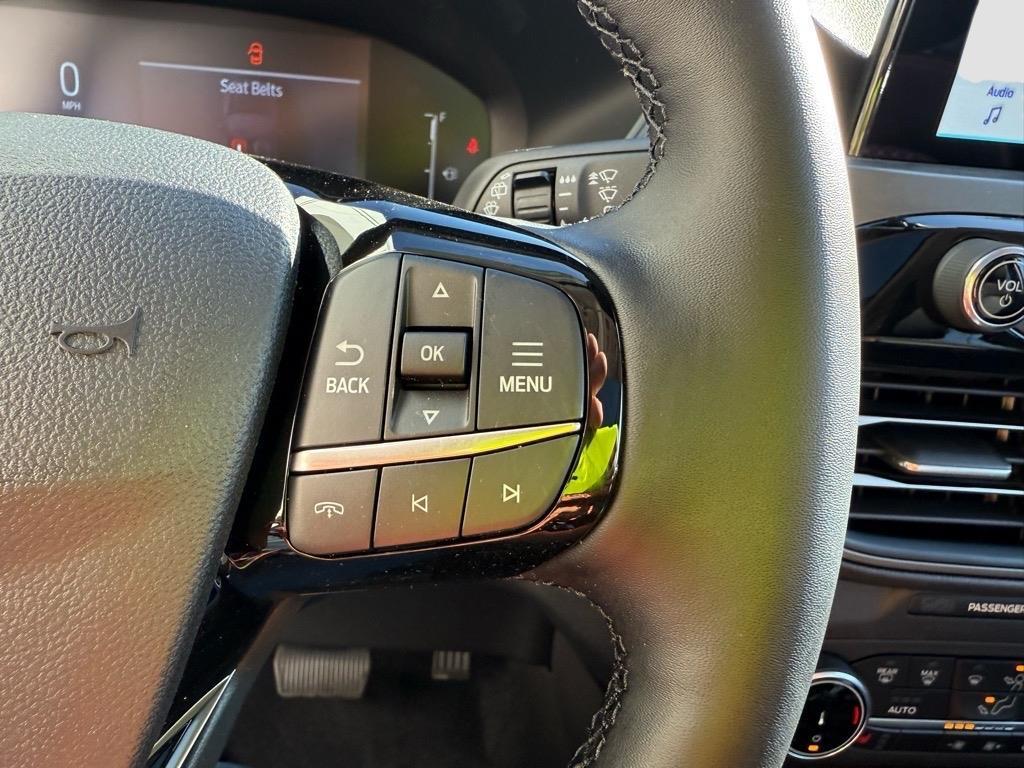 new 2025 Ford Escape car, priced at $30,670