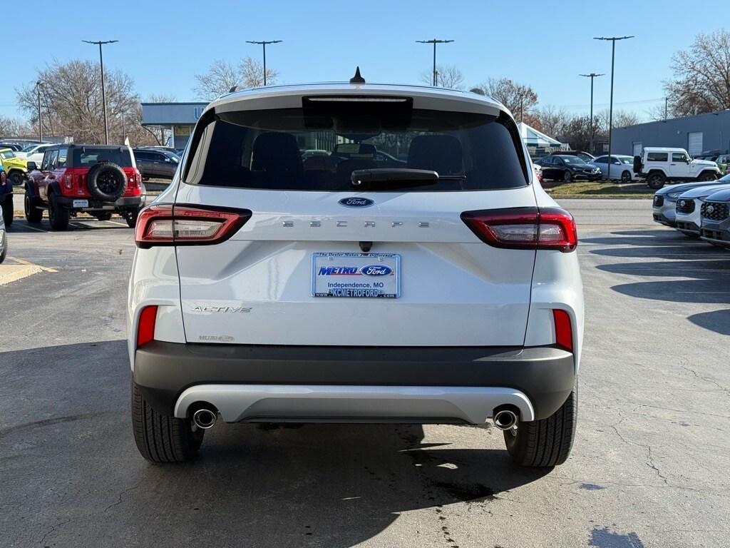 new 2025 Ford Escape car, priced at $32,890