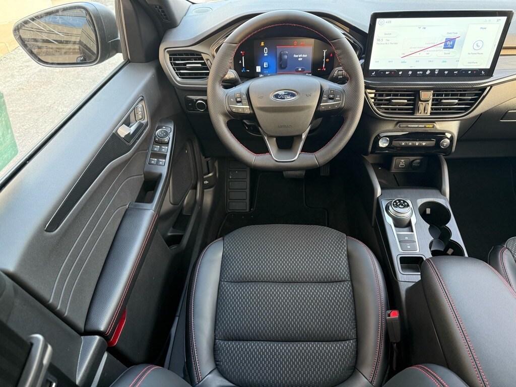 new 2025 Ford Escape car, priced at $32,641