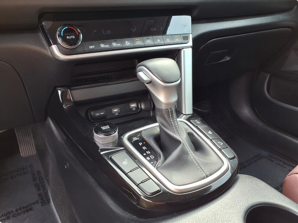 used 2023 Kia Seltos car, priced at $23,400