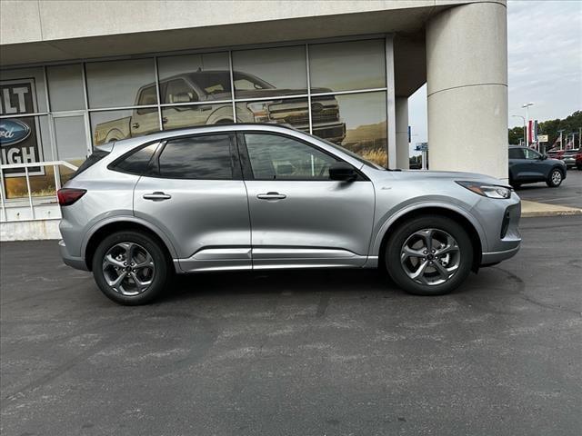 new 2024 Ford Escape car, priced at $27,001