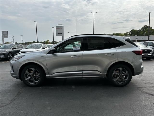 new 2024 Ford Escape car, priced at $27,001