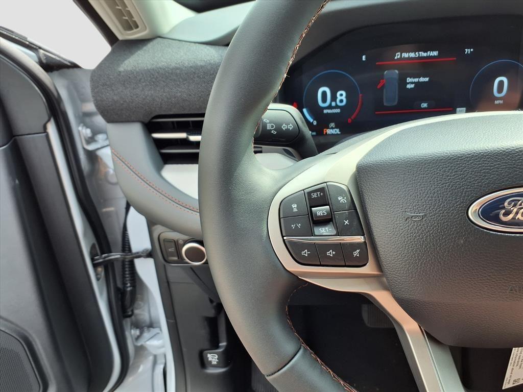 new 2025 Ford Explorer car, priced at $40,635