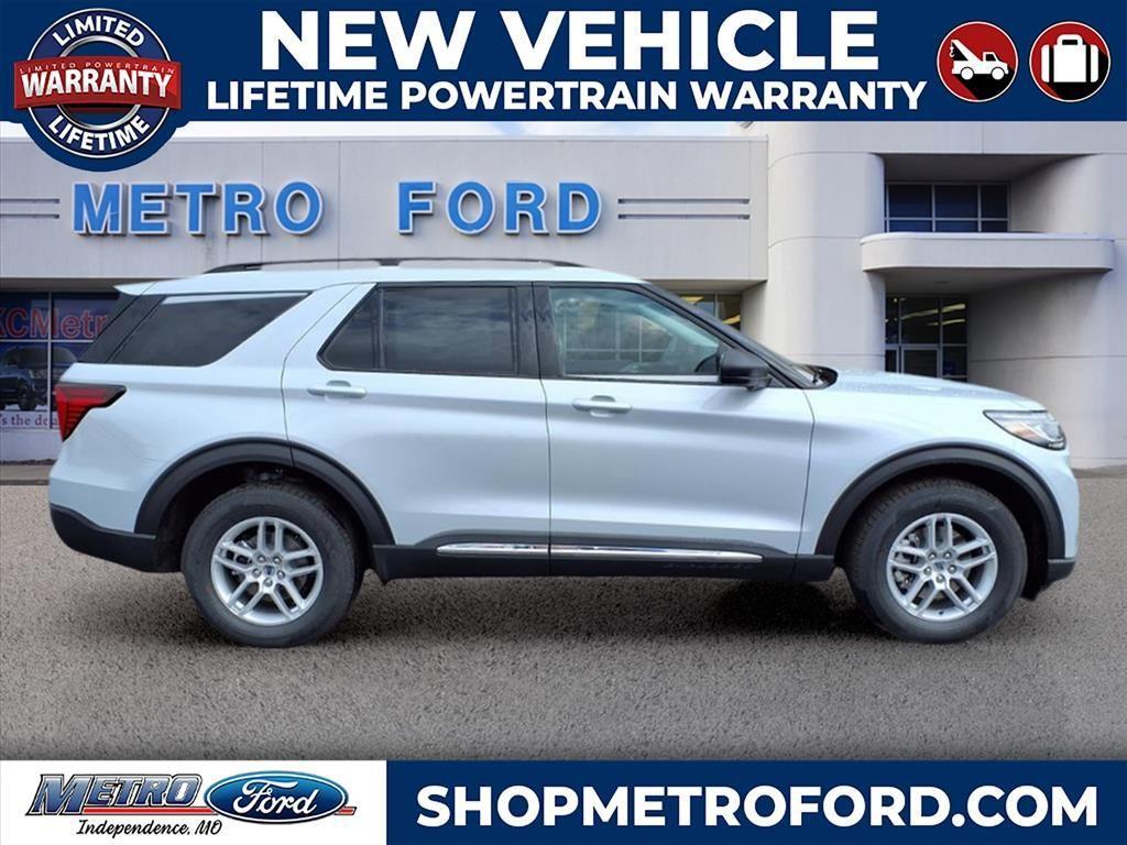 new 2025 Ford Explorer car, priced at $40,635
