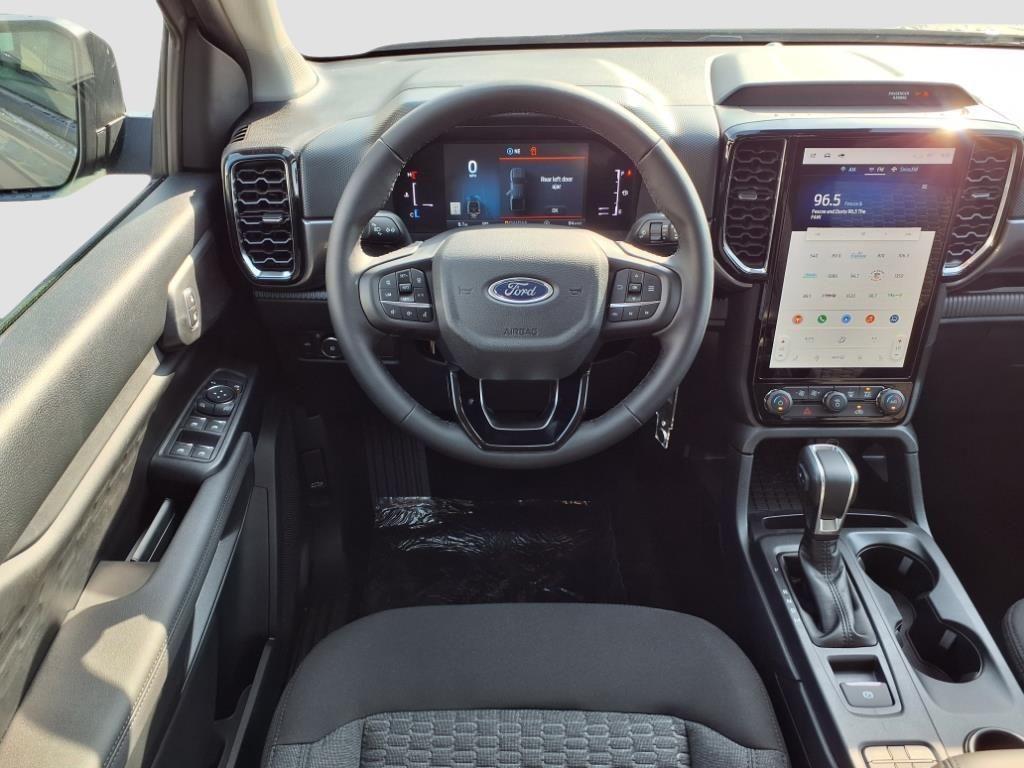 new 2025 Ford Ranger car, priced at $39,177