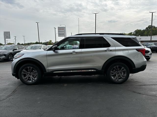 new 2025 Ford Explorer car, priced at $45,226