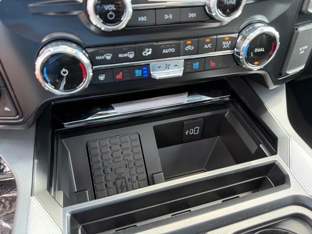 new 2025 Ford F-250 car, priced at $80,076