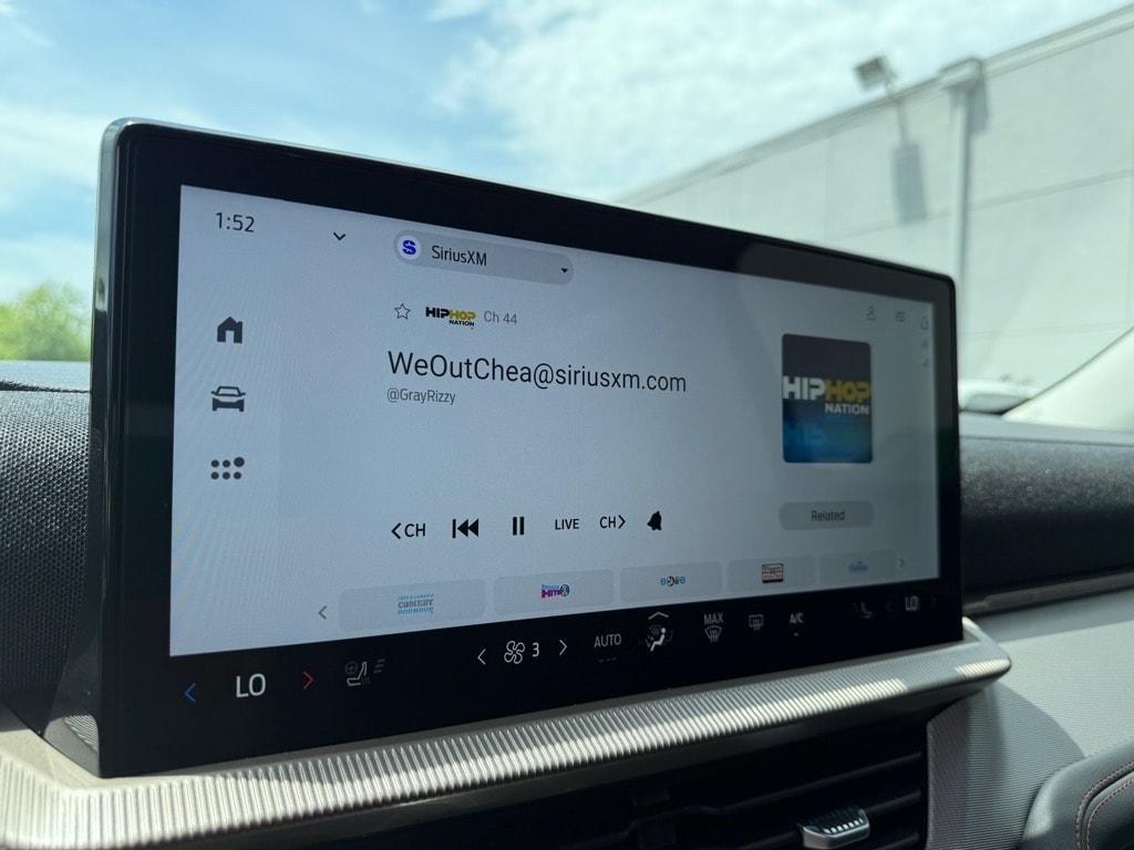 new 2025 Ford Explorer car
