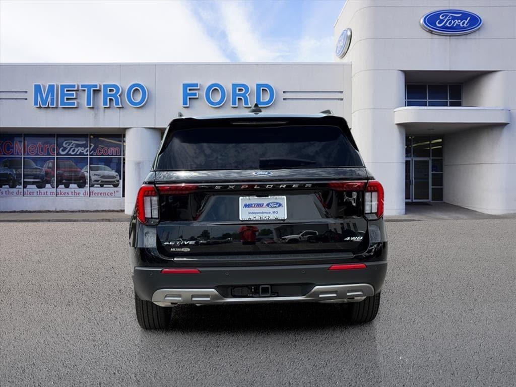 new 2025 Ford Explorer car