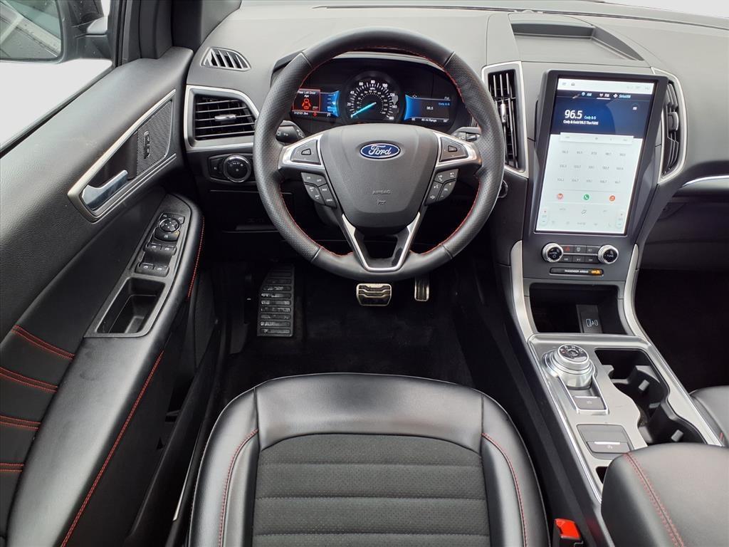 used 2024 Ford Edge car, priced at $35,576