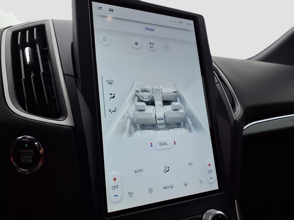 used 2024 Ford Edge car, priced at $35,576