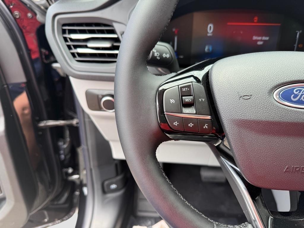 new 2025 Ford Escape car, priced at $29,882