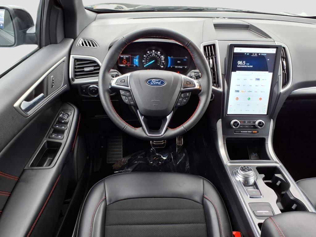 used 2024 Ford Edge car, priced at $34,989
