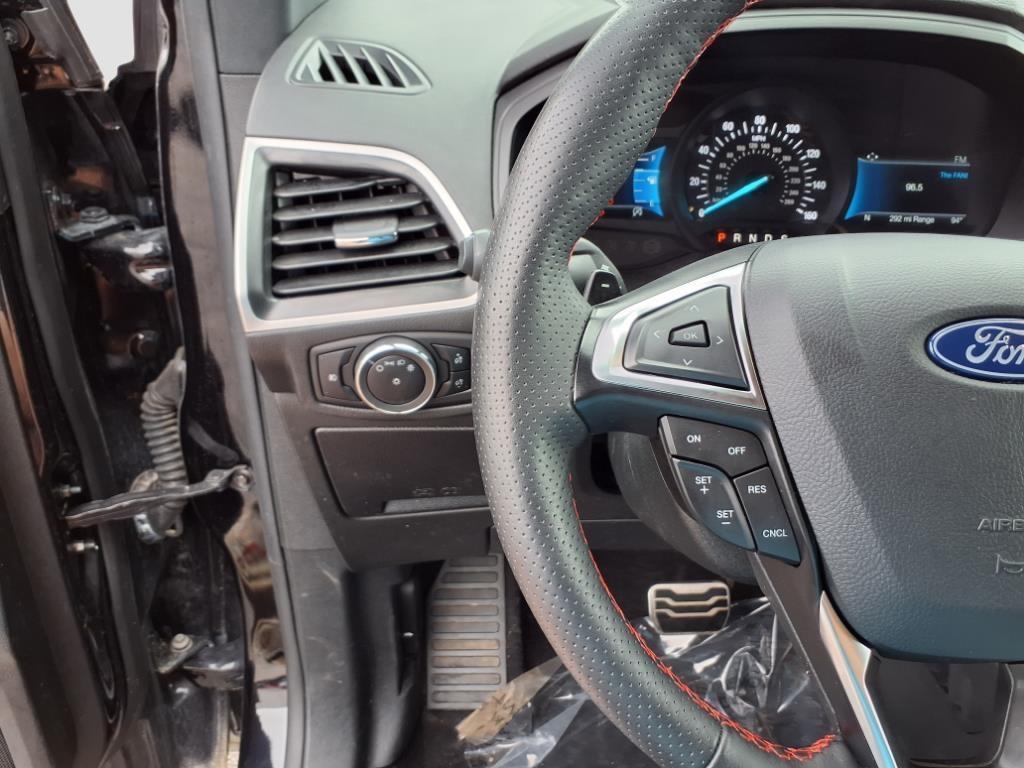 used 2024 Ford Edge car, priced at $34,989