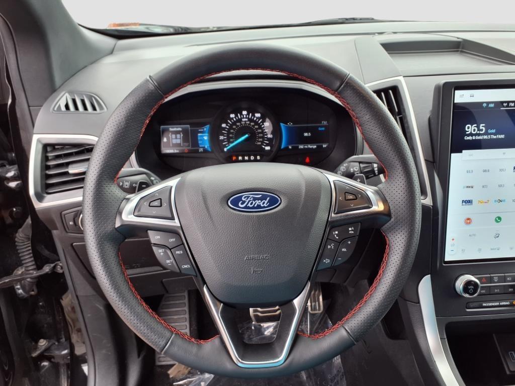 used 2024 Ford Edge car, priced at $34,989